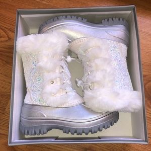 sparkly winter boots